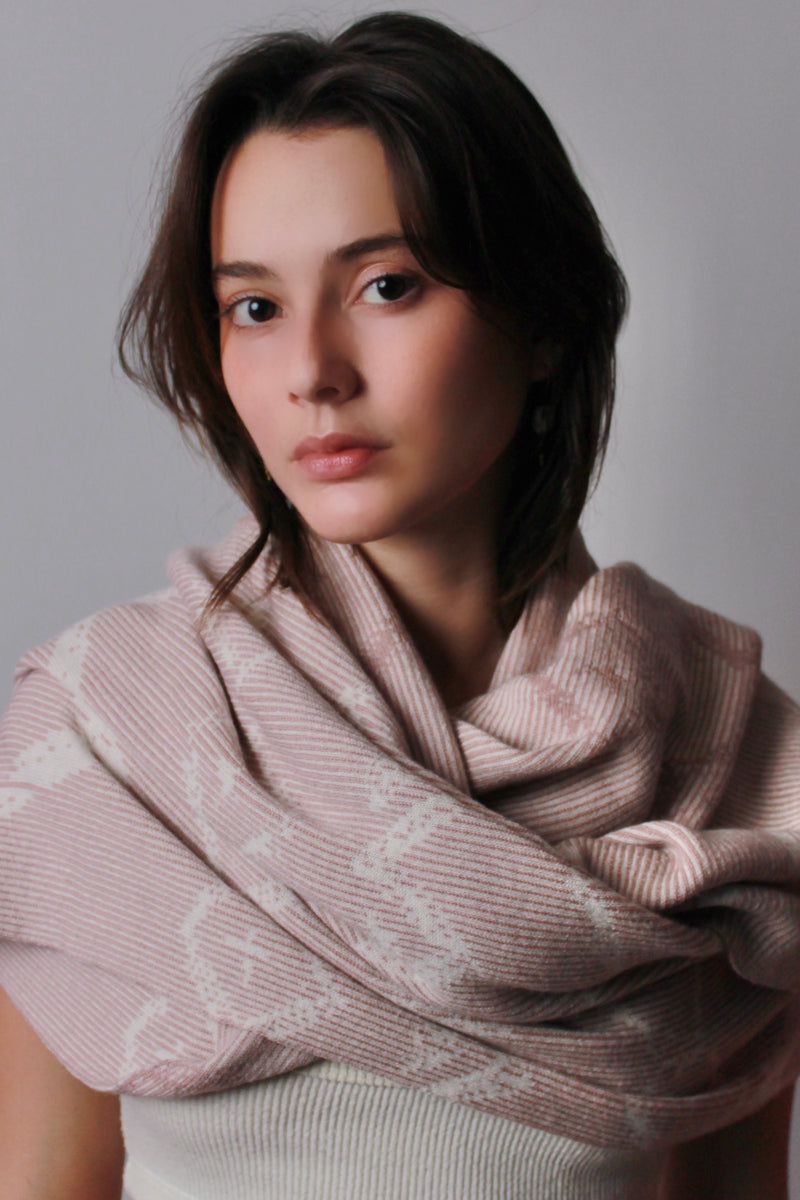 Cashmere Wrap In Cream/Mocha Ikat Graffiti