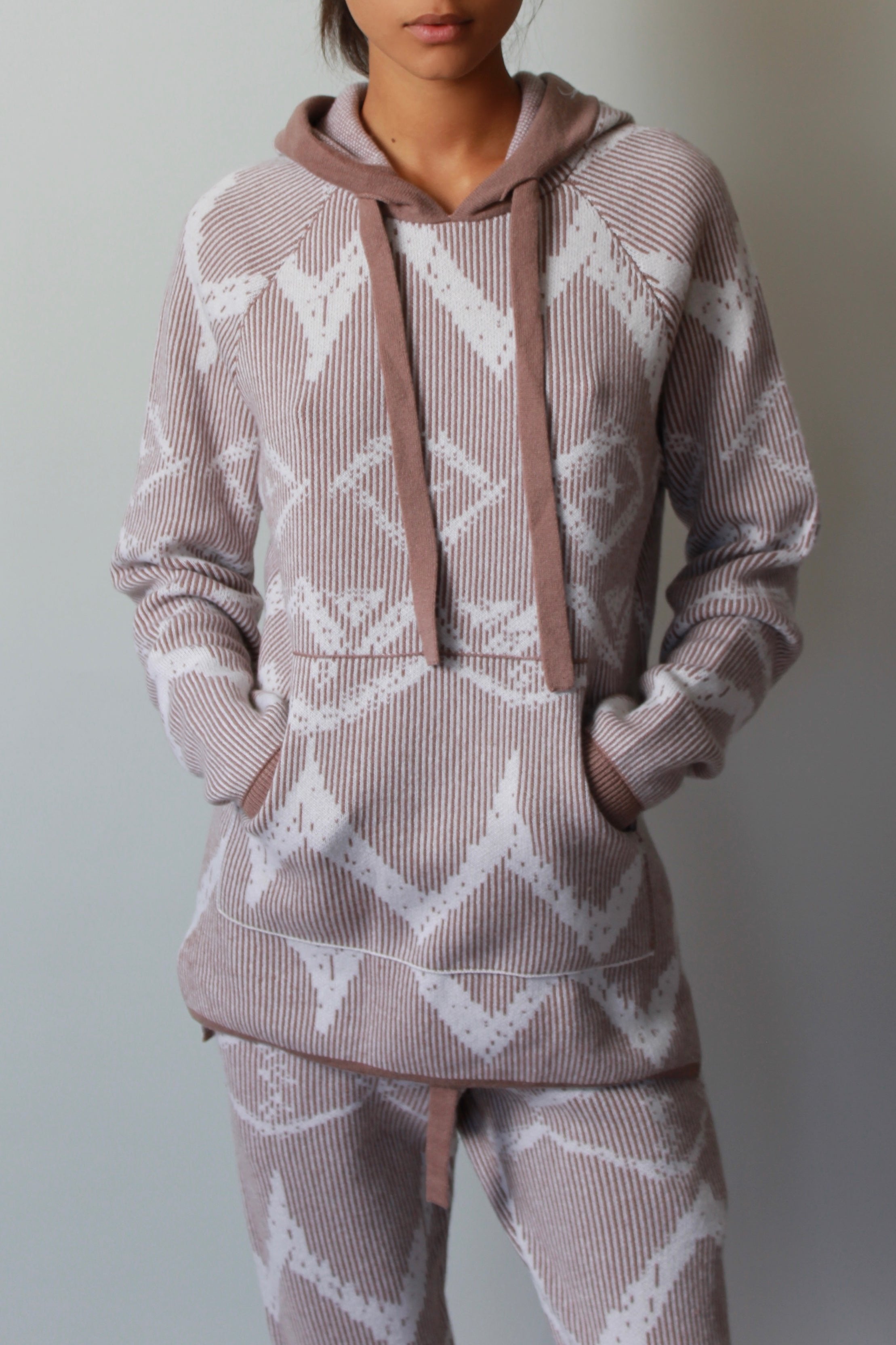 GENDERLESS Sweatshirts & Hoodies – Baja East